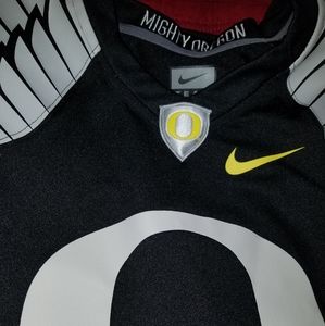 Mighty Oregon Ducks Jersey